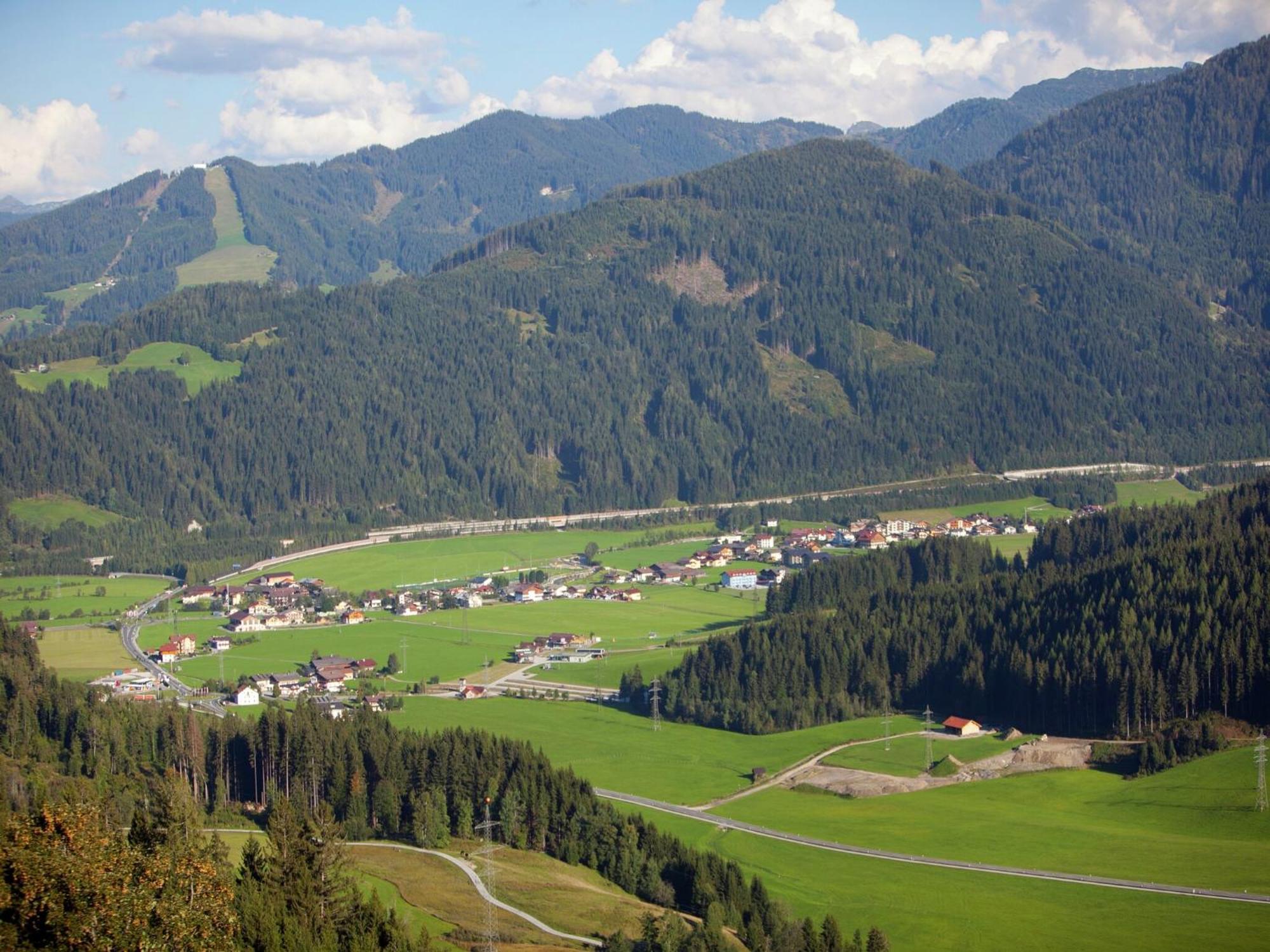 Apartment In Sankt Johann Im Pongau Near Ski Area Wagrain Kültér fotó